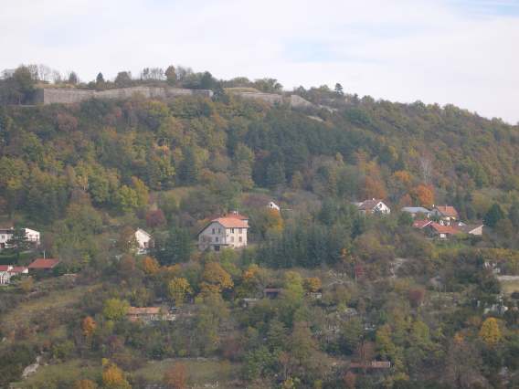  maisons à flanc de colline
